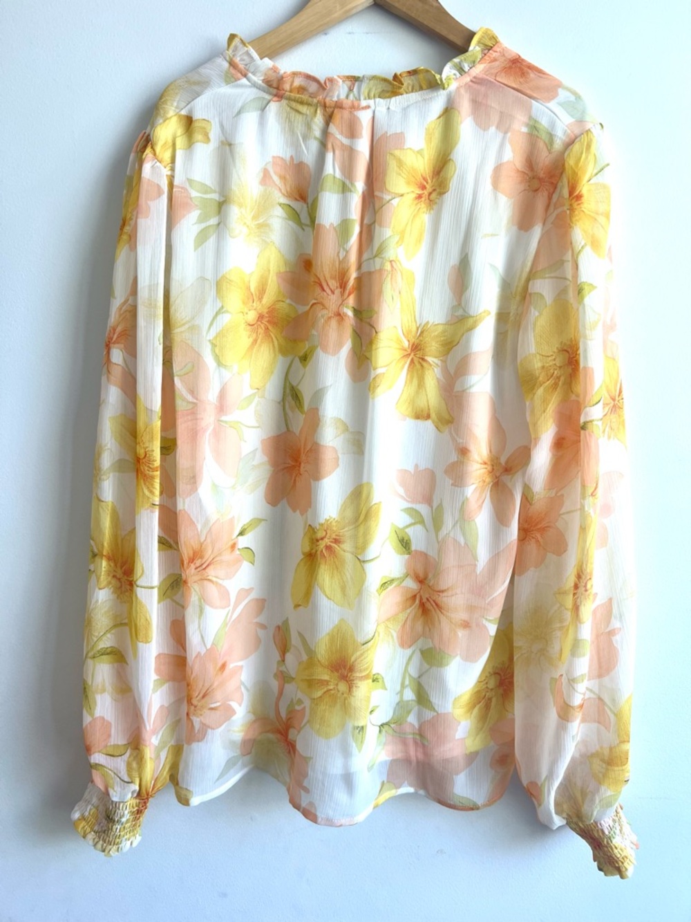 Joie Floral Tie-Neck Feminine Blouse - Yellow & Peach Hippie Indi Boho Summer - Picture 5 of 10